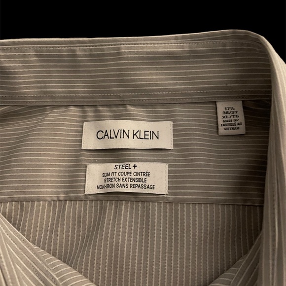 NWT Calvin Klein, size X large, long sleeves, slim fit, - Picture 2 of 5
